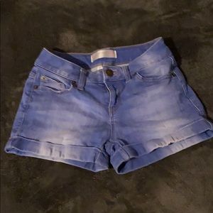 They are soft and not tight